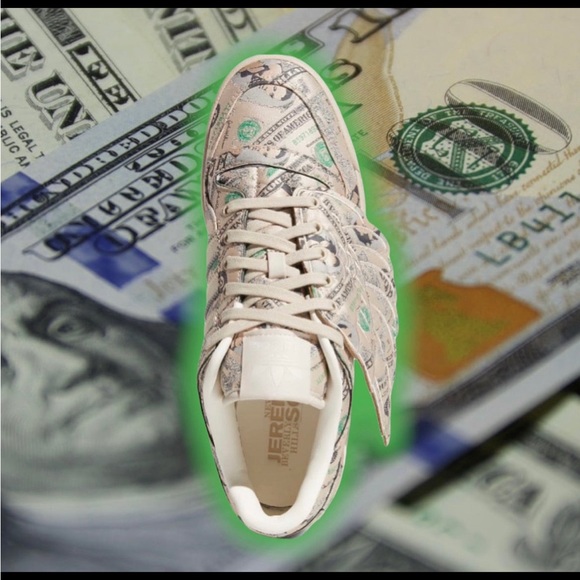 ๐ Jeremy Scott x adidas Forum '84 Low ๐ - Picture 5 of 5